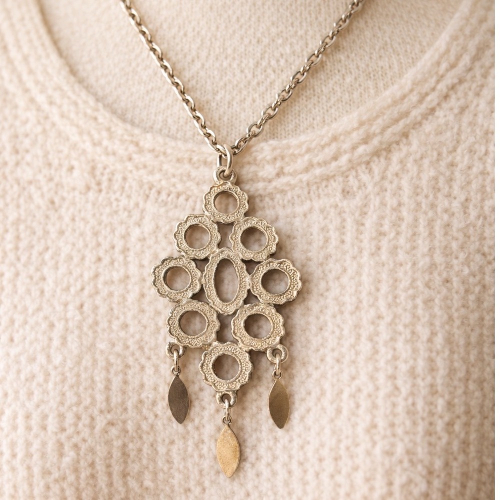 Pendant Necklace Vintage Silver Tone Boho Chandelier Multi‎ Ring Dangle 24 Inch